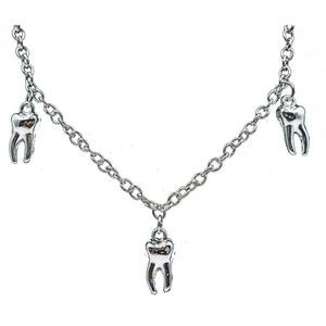 Man-Repeller Teeth Necklace in Silver